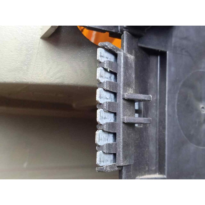 Recambio de piloto trasero derecho para opel vectra a 2.0 referencia OEM IAM SINREFERENCIA VECTRA.A 2.SERIE - CON.MOLDURA