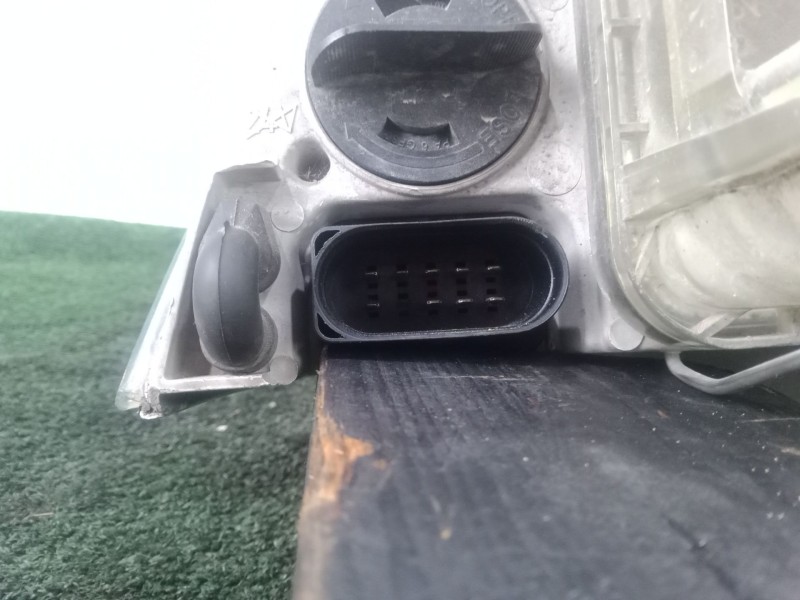 Recambio de faro izquierdo para skoda octavia ii (1z3) 1.9 tdi referencia OEM IAM  04-09 HALOGENO