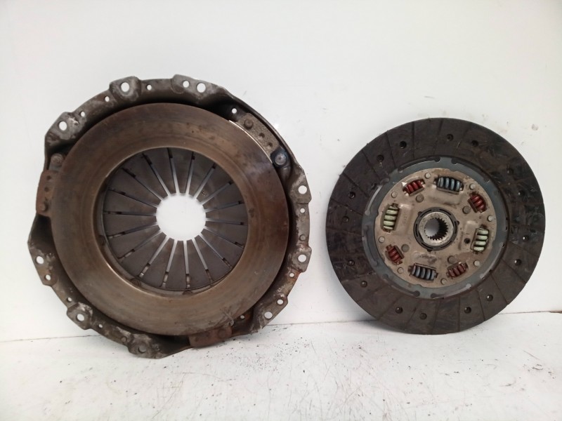 Recambio de kit embrague para nissan patrol (k/w260) 2.8 diesel referencia OEM IAM 700527-2511052123L5-693549S  