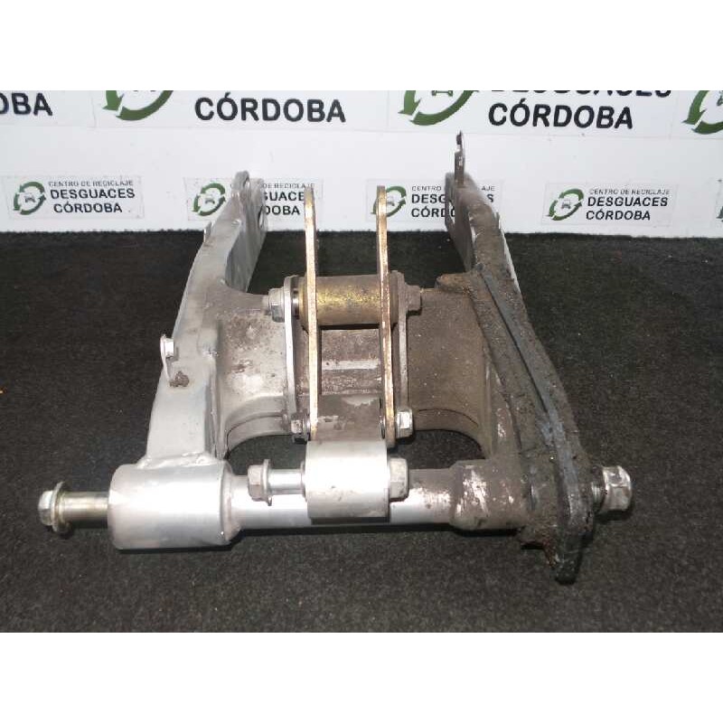 Recambio de basculante para honda cbr 600 f / cbr 600 rr referencia OEM IAM 52100MV9000ZA  