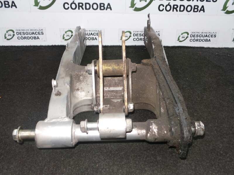 Recambio de basculante para honda cbr 600 f / cbr 600 rr referencia OEM IAM 52100MV9000ZA  
