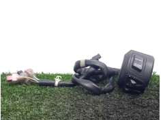 Recambio de interruptor para honda pcx 125 referencia OEM IAM  MANDOS.PUÑO.DERECHO WARNING - ARRANQUE - PARO