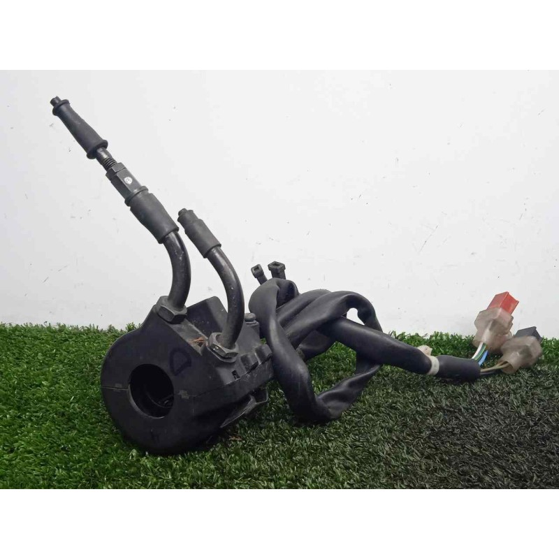 Recambio de interruptor para honda pcx 125 referencia OEM IAM  MANDOS.PUÑO.DERECHO WARNING - ARRANQUE - PARO