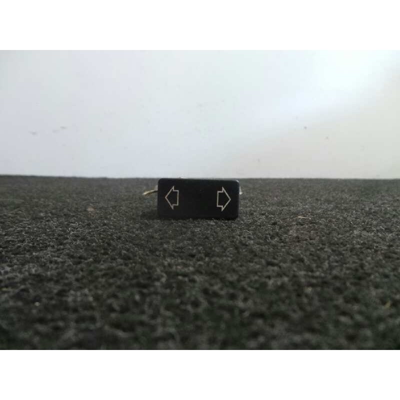 Recambio de mando elevalunas delantero derecho para citroën saxo 1.5 diesel referencia OEM IAM   