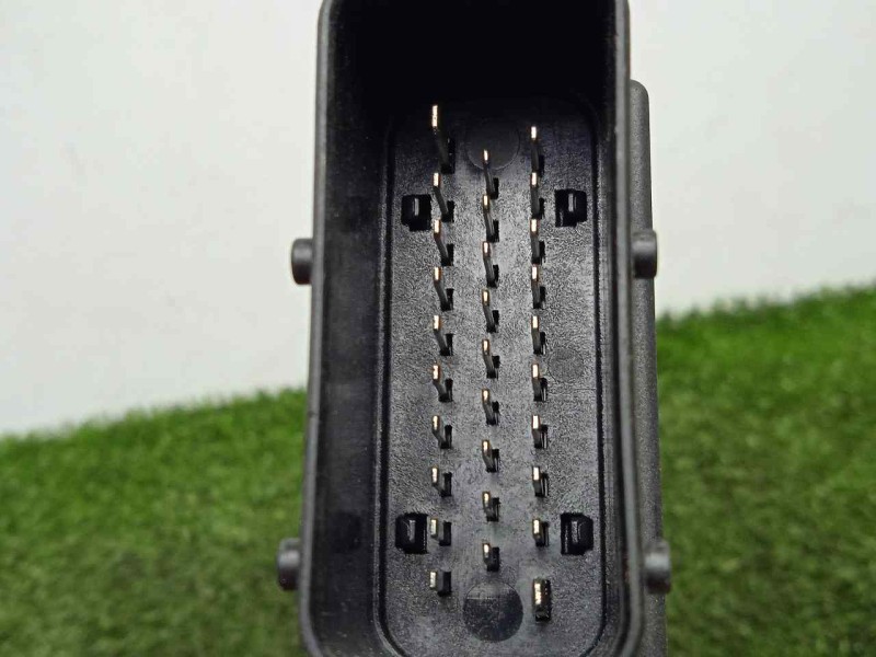 Recambio de motor elevalunas delantero derecho para seat leon (1m1) 1.9 tdi referencia OEM IAM 9776105415301-F005S00058  