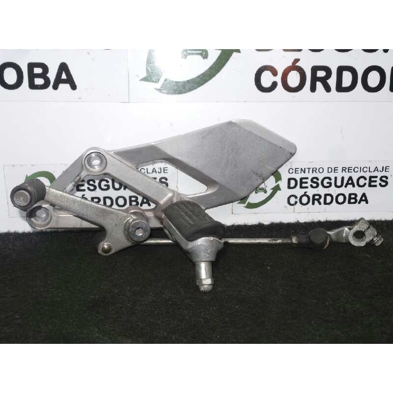 Recambio de estribo para honda cbr 600 f / cbr 600 rr referencia OEM IAM 50700MV9000-50642MM5000-50661MV9000-24705MV9000 IZQUIER