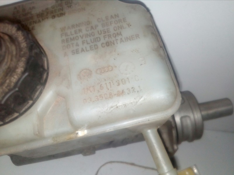 Recambio de bomba freno para volkswagen golf plus 5m1 referencia OEM IAM 0204Y21511  BOSCH