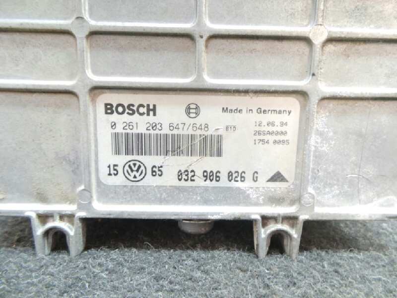 Recambio de centralita motor uce para volkswagen golf iii berlina (1h1) 1.6 referencia OEM IAM 0261203647/648-032906026G BOSCH 