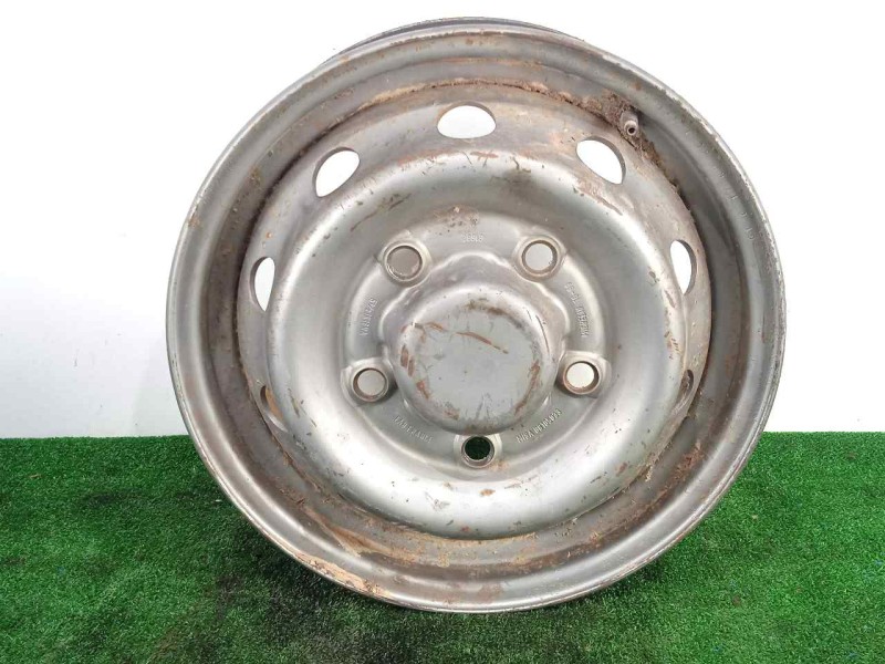 Recambio de llanta para nissan trade 2.8d referencia OEM IAM R16-5X160-5.5-ET? R16 ACERO