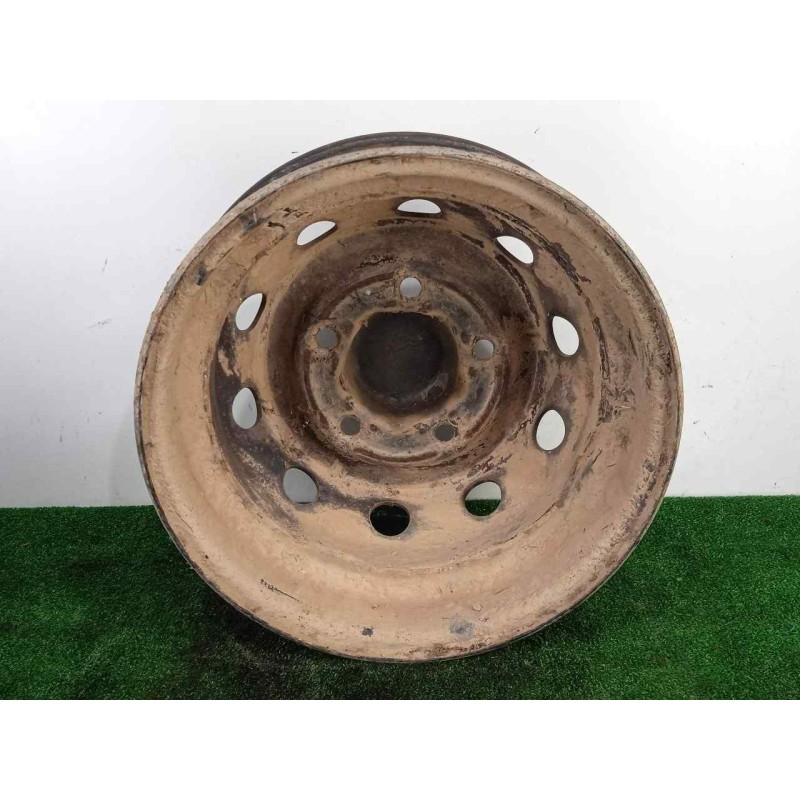 Recambio de llanta para nissan trade 2.8d referencia OEM IAM R16-5X160-5.5-ET? R16 ACERO