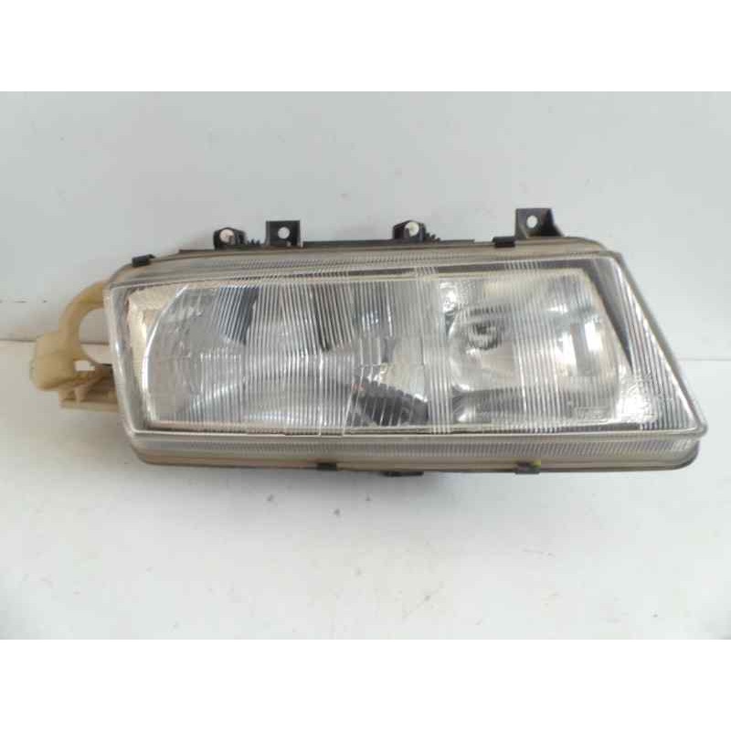 Recambio de faro derecho para lancia delta 1.6 cat referencia OEM IAM  93-99 