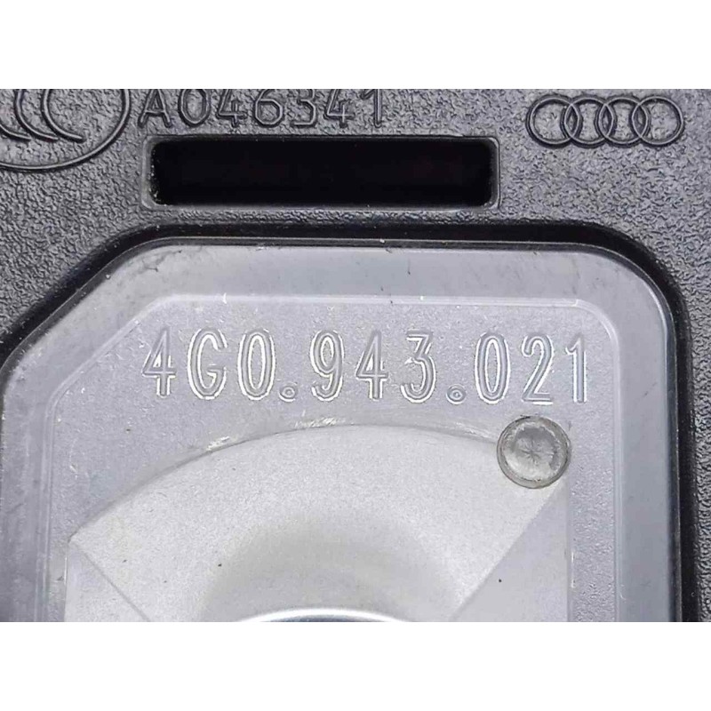 Recambio de piloto matricula para audi a3 sedán(8vs) 2.0 16v tdi referencia OEM IAM 4G0943021  