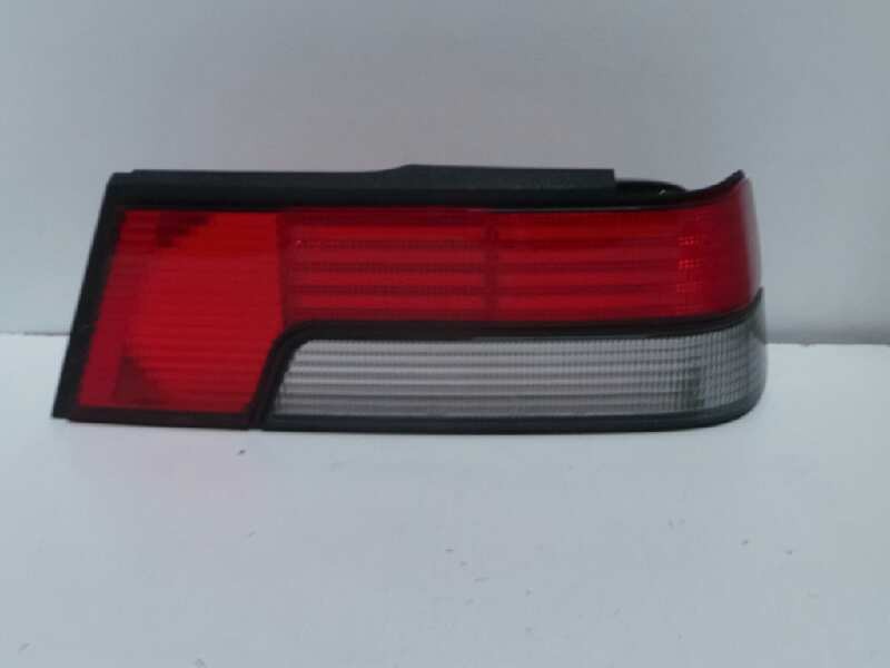 Recambio de piloto trasero derecho para peugeot 405 berlina referencia OEM IAM  1.SERIE - NUEVO BLANCO/ROJO