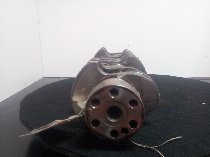 Recambio de cigueñal para ford maverick (ml) 2.7 turbodiesel referencia OEM IAM GZ12-CH  