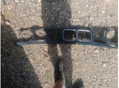 Recambio de rejilla delantera para bmw serie 5 berlina (e34) 2.5 turbodiesel cat referencia OEM IAM  TARA  2