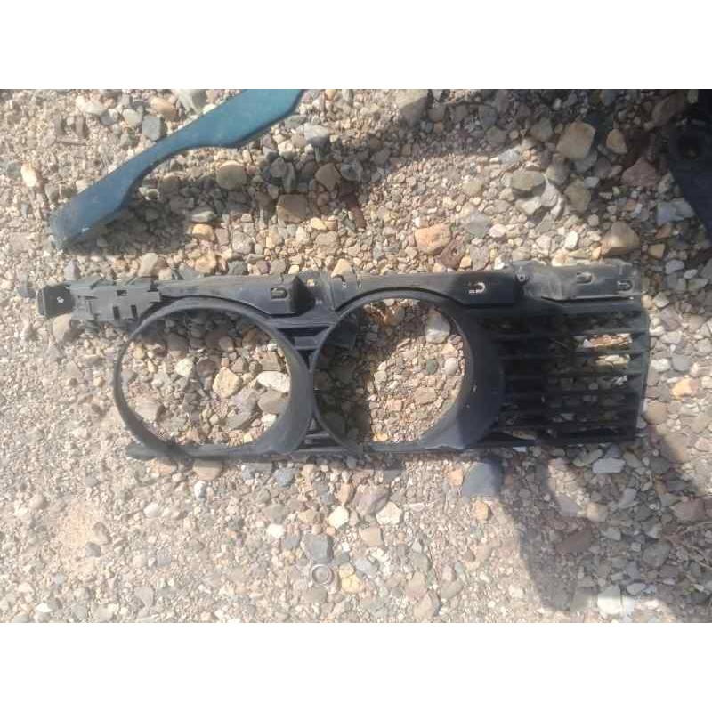 Recambio de rejilla delantera para bmw serie 5 berlina (e34) 2.5 turbodiesel cat referencia OEM IAM  TARA 