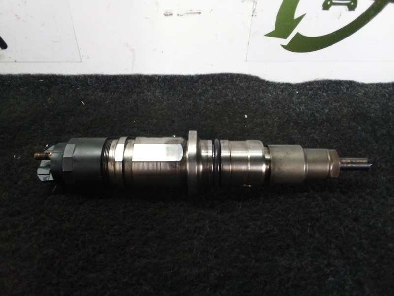 Recambio de inyector para nissan atleon tk3.95 (80.19) referencia OEM IAM 8835-002090467-0445  