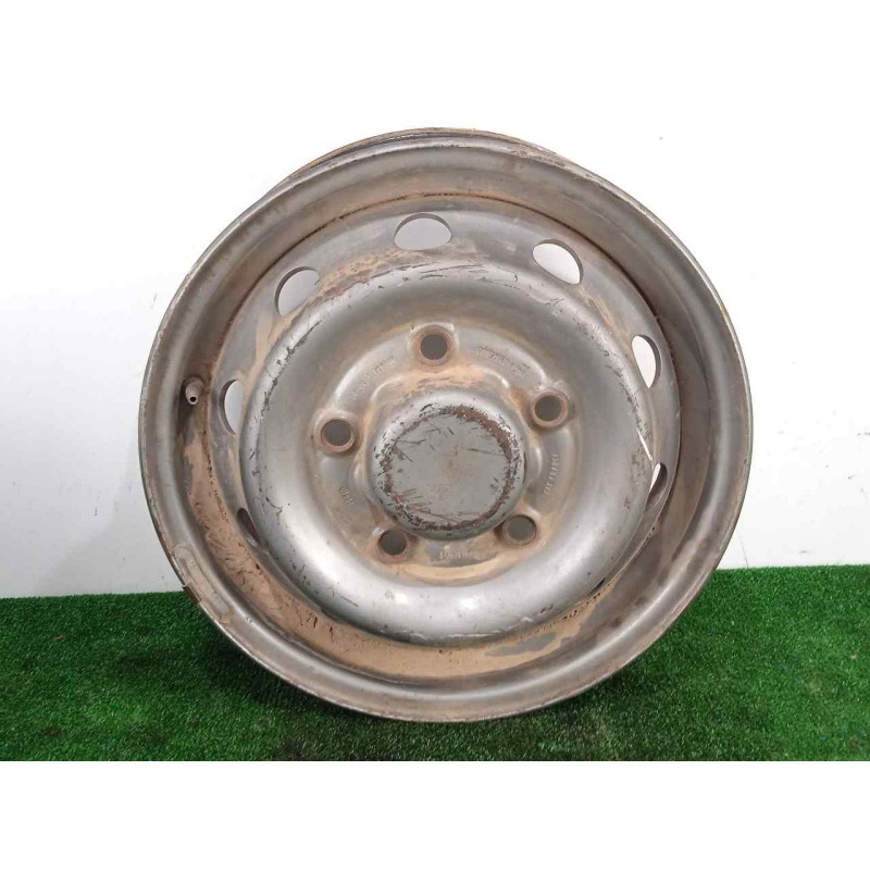 Recambio de llanta para nissan trade 2.8d referencia OEM IAM R16-5X160-5.5-ET? R16 ACERO