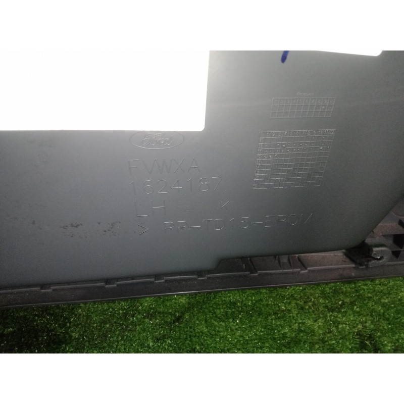 Recambio de guarnecido puerta delantera izquierda para ford c-max 2.0 tdci cat referencia OEM IAM FVWXA1624187  