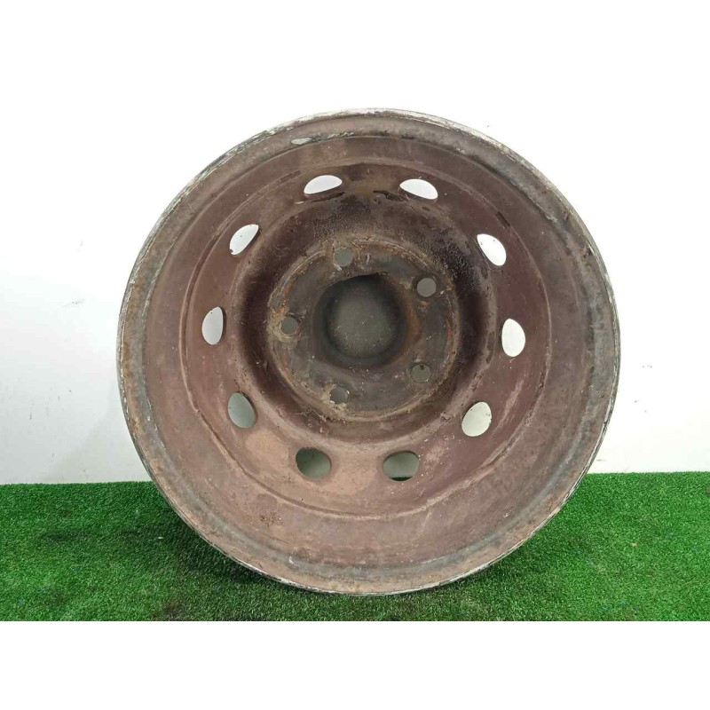 Recambio de llanta para nissan trade 2.8d referencia OEM IAM R16-5X160-5.5-ET? R16 ACERO