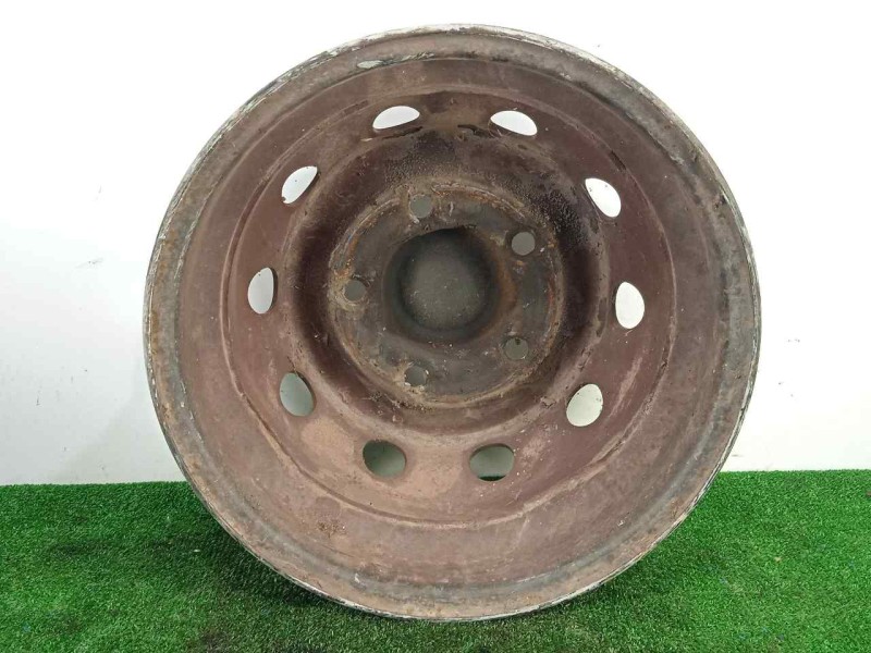 Recambio de llanta para nissan trade 2.8d referencia OEM IAM R16-5X160-5.5-ET? R16 ACERO