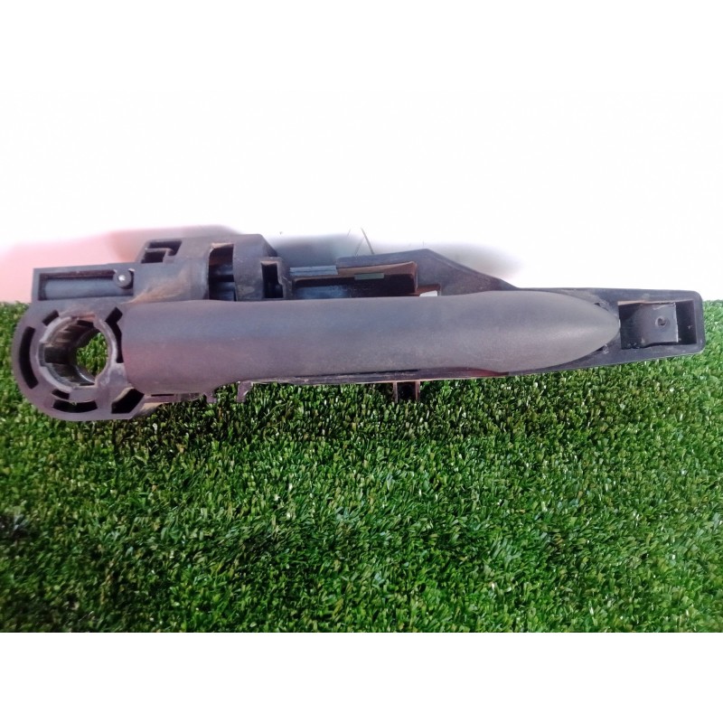Recambio de maneta exterior delantera izquierda para renault kangoo 1.5 dci diesel cat referencia OEM IAM NOTIENEREFERENCIA 08> 