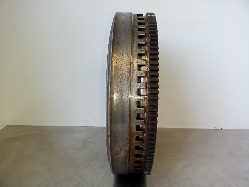 Recambio de volante motor para mercedes-benz clase a (w168) 1.7 cdi diesel cat referencia OEM IAM 20702304  
