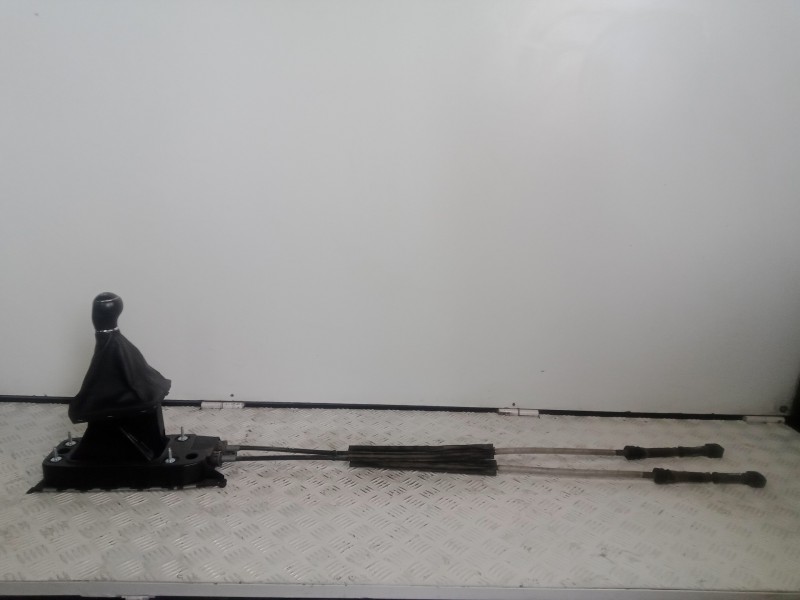 Recambio de palanca cambio para seat leon (5f1) 1.6 tdi referencia OEM IAM 5Q0711061-5Q0711049  