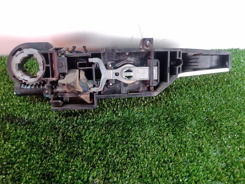 Recambio de maneta exterior delantera izquierda para renault kangoo 1.5 dci diesel cat referencia OEM IAM NOTIENEREFERENCIA 08> 