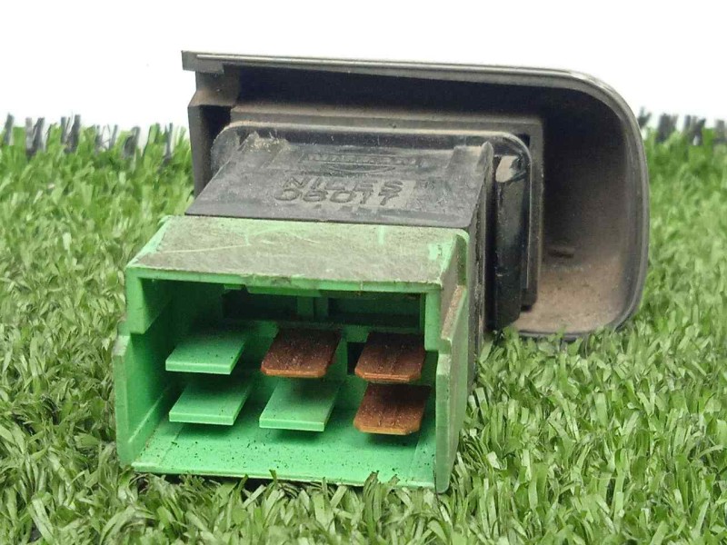 Recambio de warning para nissan cabstar - e 3.0 td 110 referencia OEM IAM  98-06 - 3.PINES 