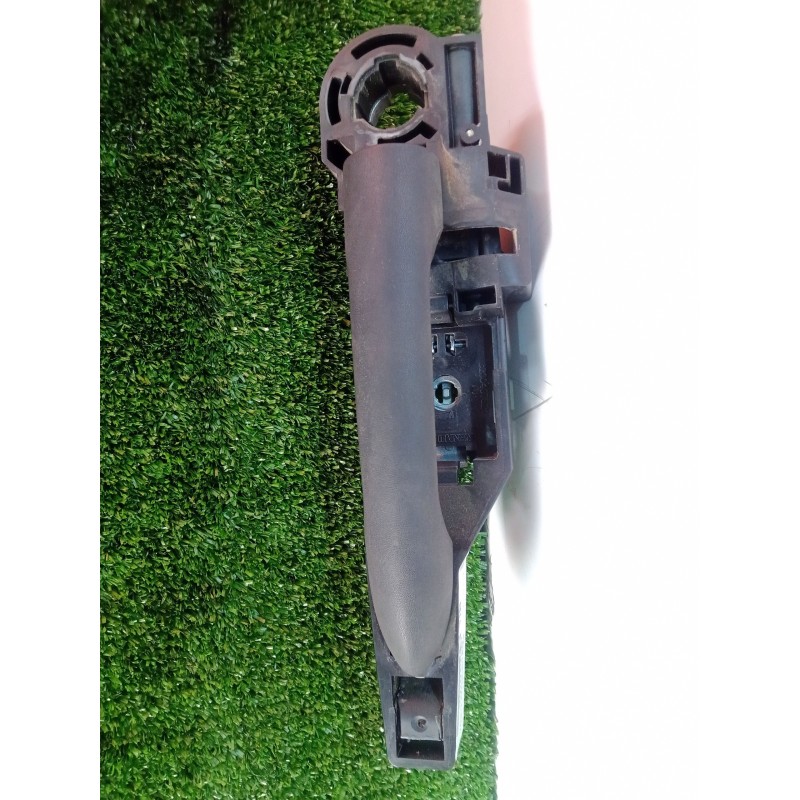 Recambio de maneta exterior delantera izquierda para renault kangoo 1.5 dci diesel cat referencia OEM IAM NOTIENEREFERENCIA 08> 