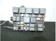 Recambio de caja reles / fusibles para kia carens 2.0 crdi referencia OEM IAM 0K2KB-J3JB-02261M-AK7533 HUECO MOTOR 