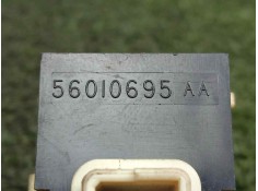 Recambio de mando elevalunas delantero derecho para chrysler jeep cherokee (kj) 2.8 crd cat referencia OEM IAM 56010695AA CARTON 2