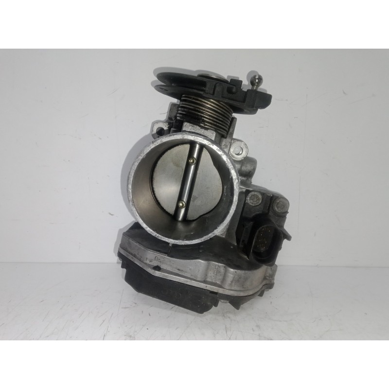 Recambio de caja mariposa para audi a4 berlina (b5) 1.8 20v turbo referencia OEM IAM 058133063C-408237211002  