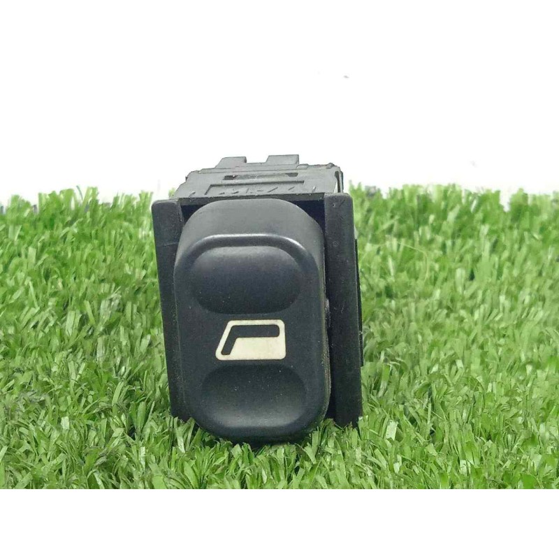 Recambio de mando elevalunas delantero derecho para citroën xantia berlina 1.9 turbodiesel referencia OEM IAM  5.PINES 