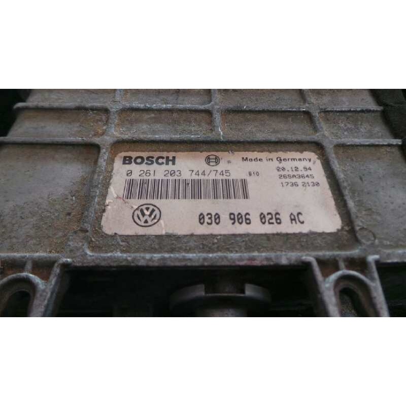 Recambio de centralita motor uce para volkswagen polo berlina (6n1) referencia OEM IAM 0261203744-0261203745-030906026AC BOSCH 