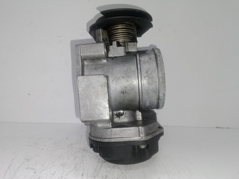 Recambio de caja mariposa para audi a4 berlina (b5) 1.8 20v turbo referencia OEM IAM 058133063C-408237211002  