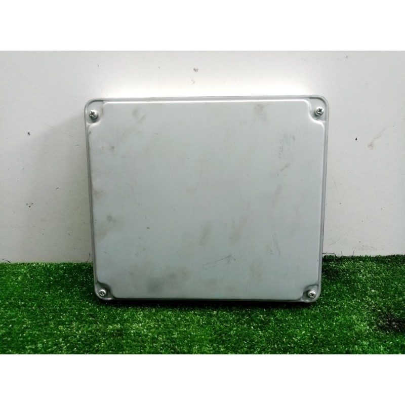 Recambio de centralita motor uce para toyota corolla verso (r1) 2.0 turbodiesel cat referencia OEM IAM 896610F010-MB1758006463  