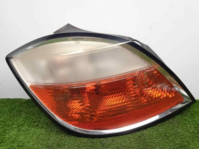 Recambio de piloto trasero izquierdo para opel astra h berlina 1.4 16v referencia OEM IAM SINREFERENCIA ASTRA.H - 04-07 5.PUERTA