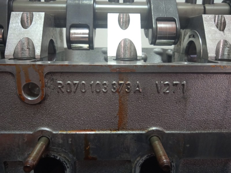 Recambio de culata para volkswagen touareg (7la) 5.0 v10 tdi cat (ayh) referencia OEM IAM R070103373A-V271  