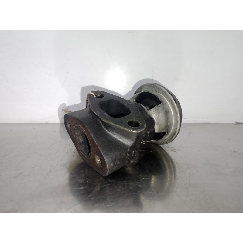 Recambio de valvula egr para opel monterey 3.1 turbodiesel referencia OEM IAM 8970430210G-K5T56772  MECANICA
