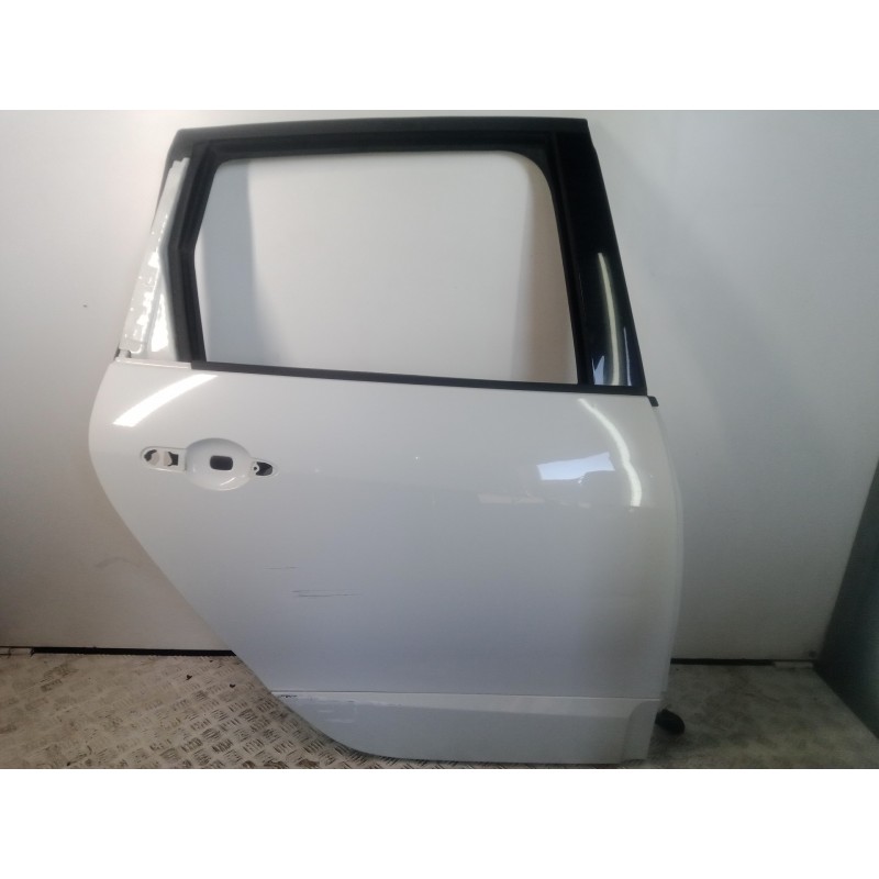 Recambio de puerta trasera derecha para renault scenic iii 1.5 dci diesel fap referencia OEM IAM   