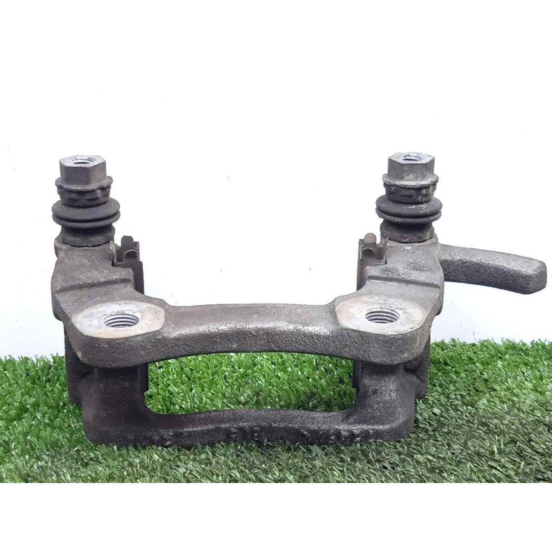 Recambio de portapinzas para renault kangoo 1.5 blue dci diesel fap referencia OEM IAM 7701069238 TRASERA.IZQUIERDA 