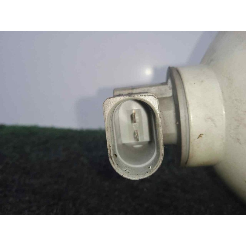 Recambio de piloto delantero izquierdo para volkswagen polo berlina (6n1) 1.4 referencia OEM IAM  95-00 BLANCO