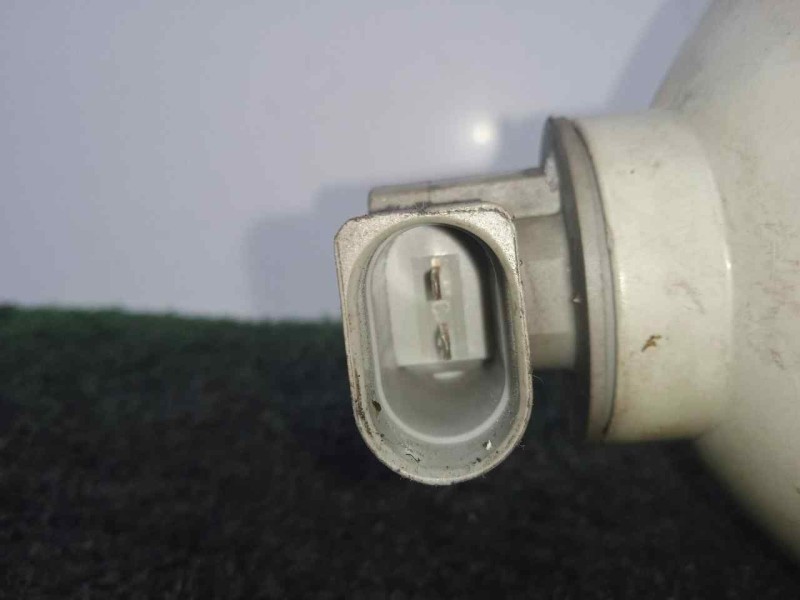 Recambio de piloto delantero izquierdo para volkswagen polo berlina (6n1) 1.4 referencia OEM IAM  95-00 BLANCO