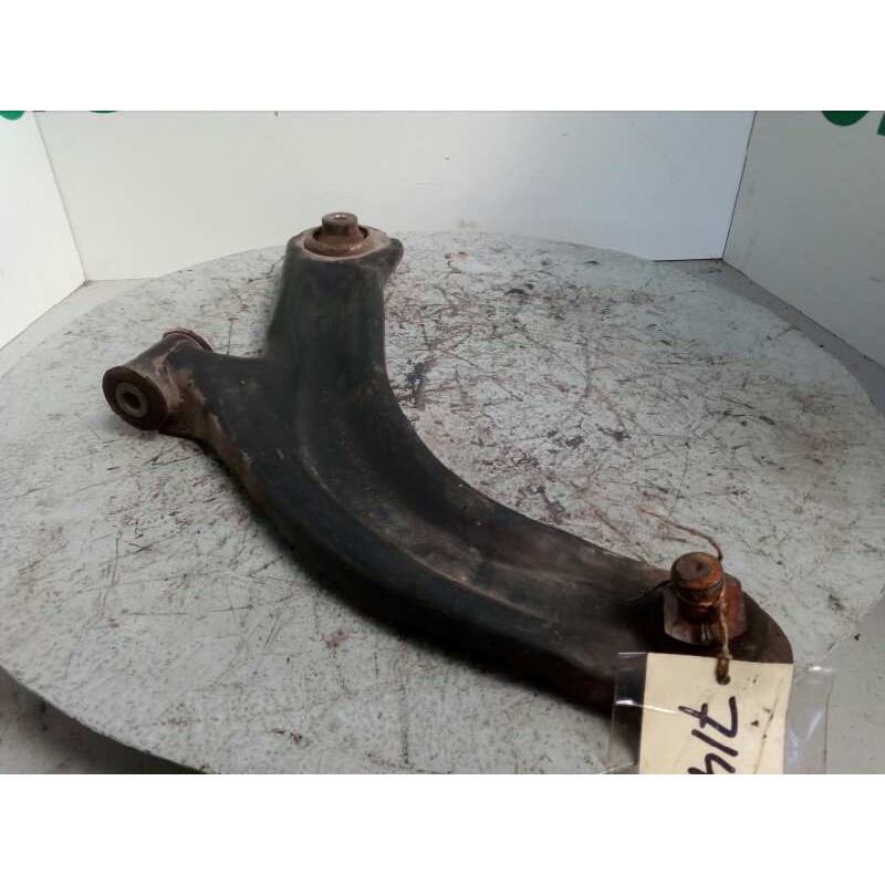Recambio de brazo suspension inferior delantero izquierdo para renault clio iii 1.5 dci diesel referencia OEM IAM   