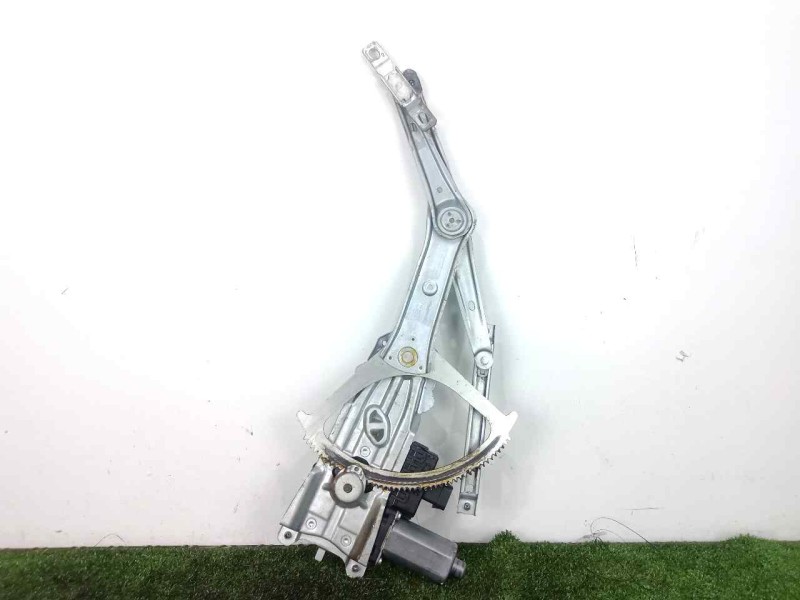 Recambio de elevalunas delantero izquierdo para opel astra h berlina 1.4 16v referencia OEM IAM 13100417LH ASTRA.H - ELECTRICO -