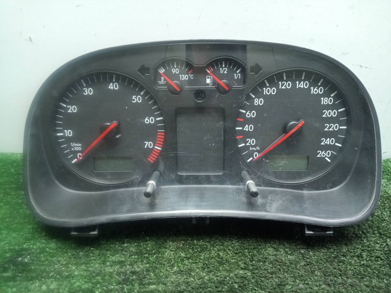 Recambio de cuadro instrumentos para volkswagen bora berlina (1j2) 1.6 16v referencia OEM IAM 1J0920806B  
