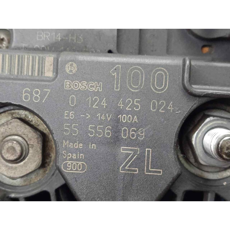 Recambio de alternador para opel astra h berlina 1.4 16v referencia OEM IAM 0124425024-55556069 BOSCH - 100AH - 12V POLEA.FIJA -