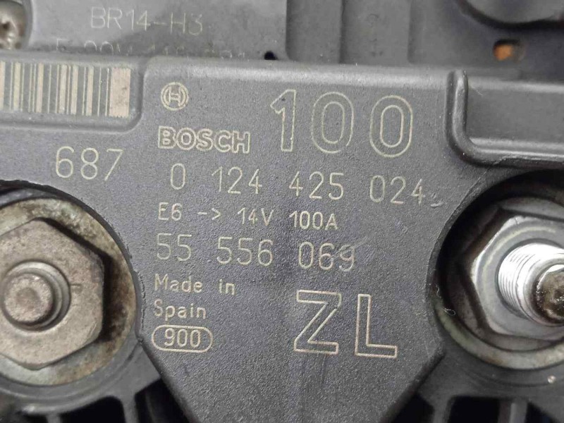Recambio de alternador para opel astra h berlina 1.4 16v referencia OEM IAM 0124425024-55556069 BOSCH - 100AH - 12V POLEA.FIJA -